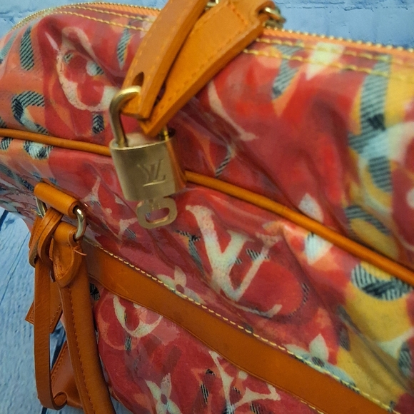 🎁Rare and highly collectable Louis Vuitton Defile Weekender in Pulp Watercolor. - Picture 6 of 16